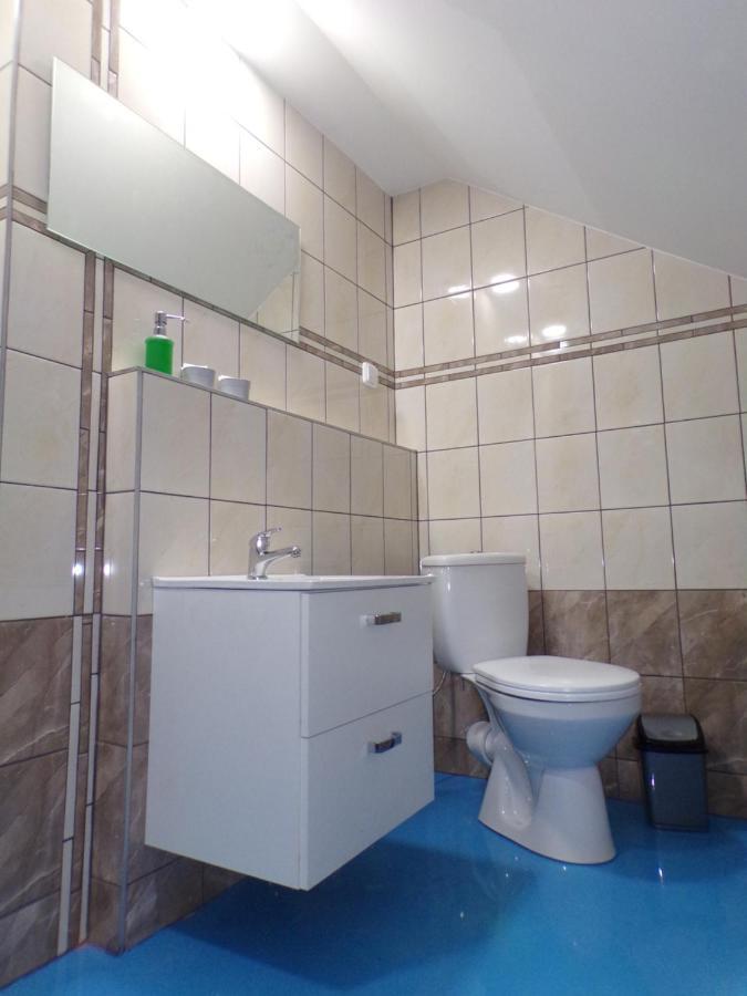 U Kremilka Hotel Jicin Bagian luar foto